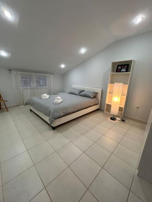 Ferienwohnung Riga'S Modern Attic Dráma Exterior foto